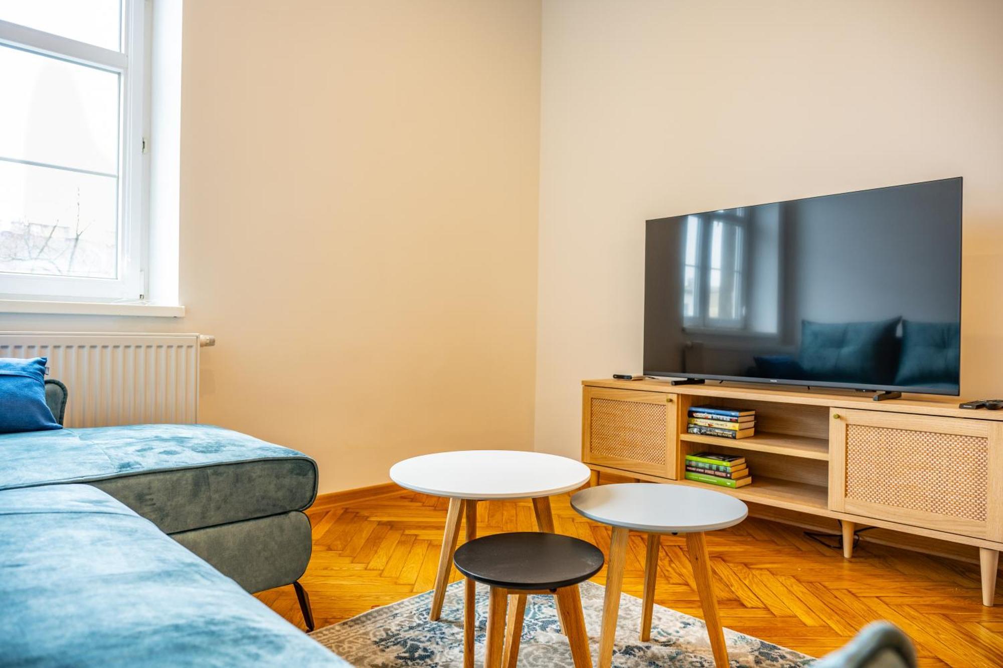 Sunny Corner Apartment คราคูฟ ภายนอก รูปภาพ